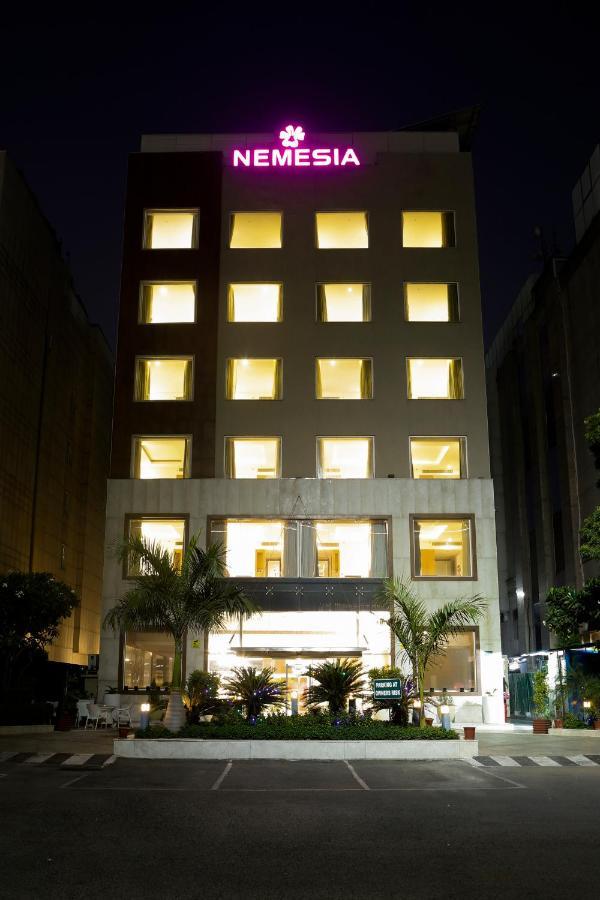 Nemesia City Center - Gurugram, Sector 29 Hotel Gurgaon Luaran gambar